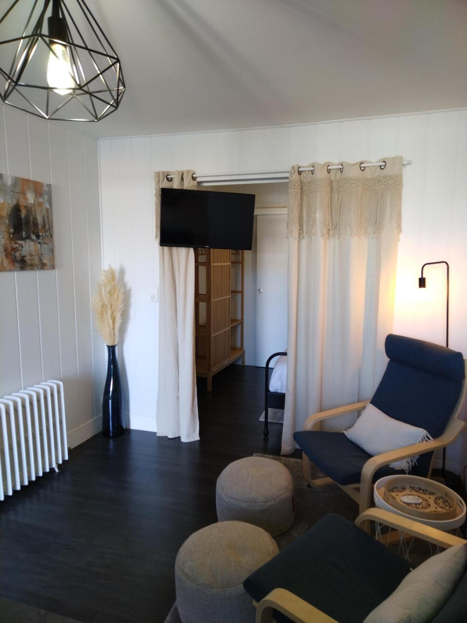 Studio, La Terrasse D'Isa Дол Екстериор снимка